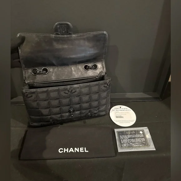 Chanel New Travel Line Chain Shoulder Bag Black Nylon Jacquard Leather Women's - Picture 4 of 5